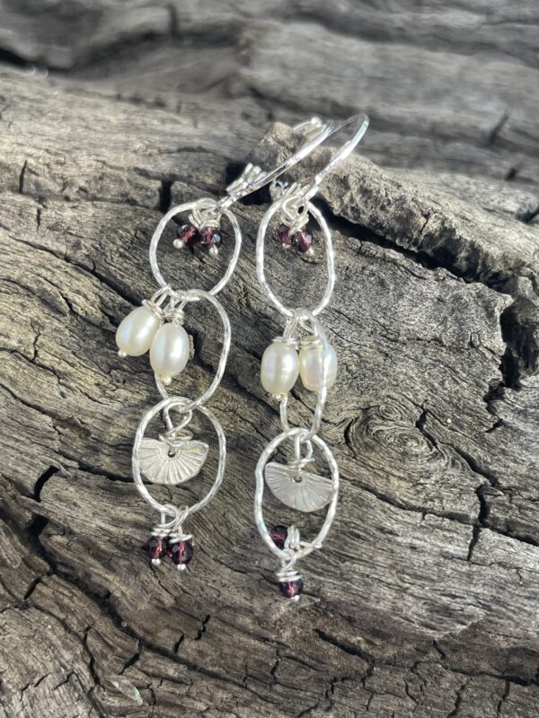 kaugel, vaikus, kanarbikumets_ Diana Dello Jewelry