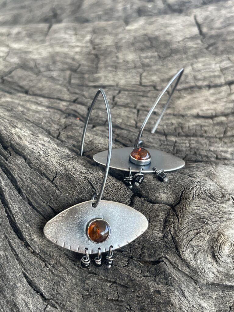 nümfide kuldsed silmad_Diana Dello Jewelry